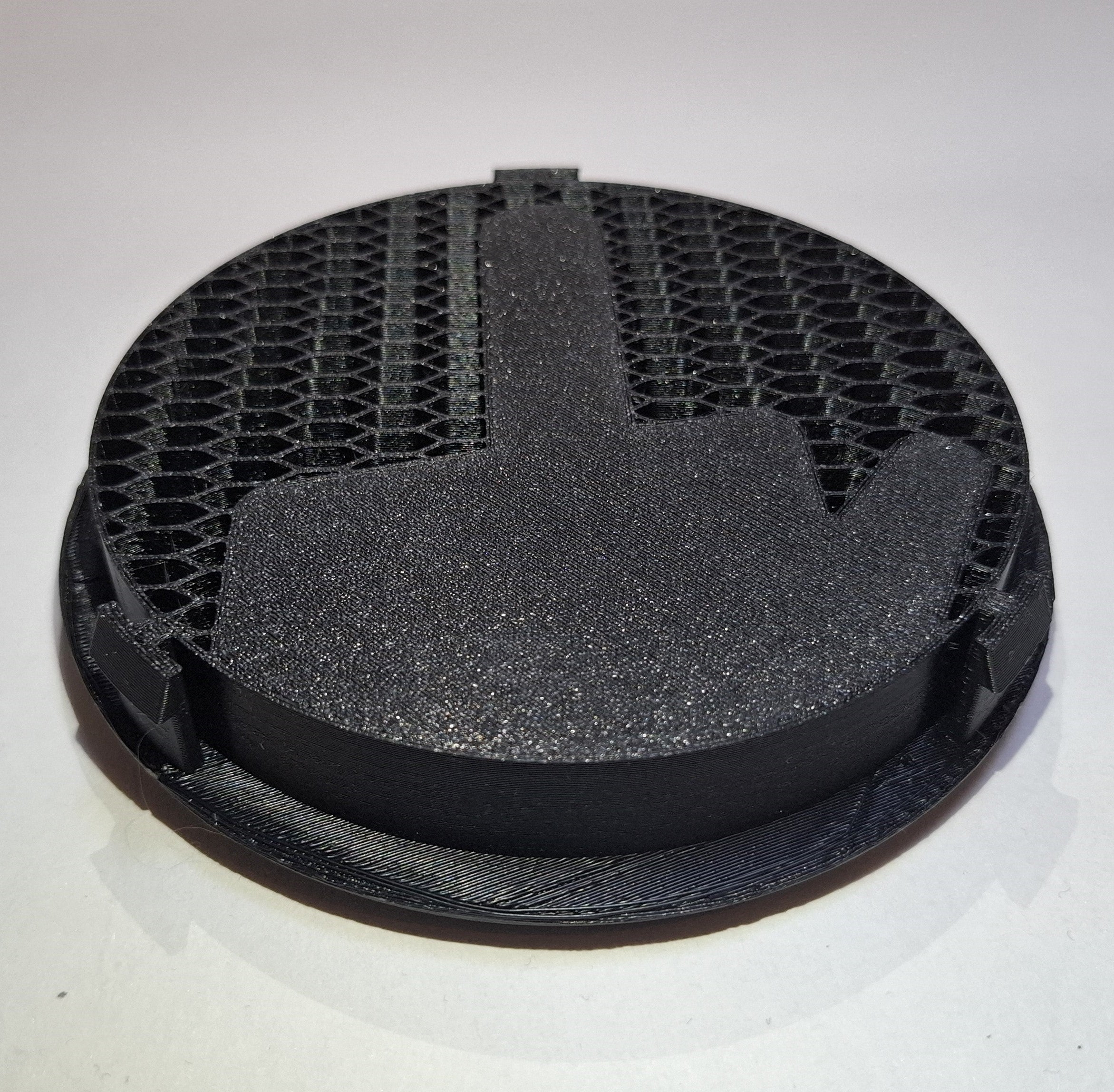 Custom Kühlergrill Emblem - Mittelfinger Design -  3D Druck VW kompatibles Clip-System