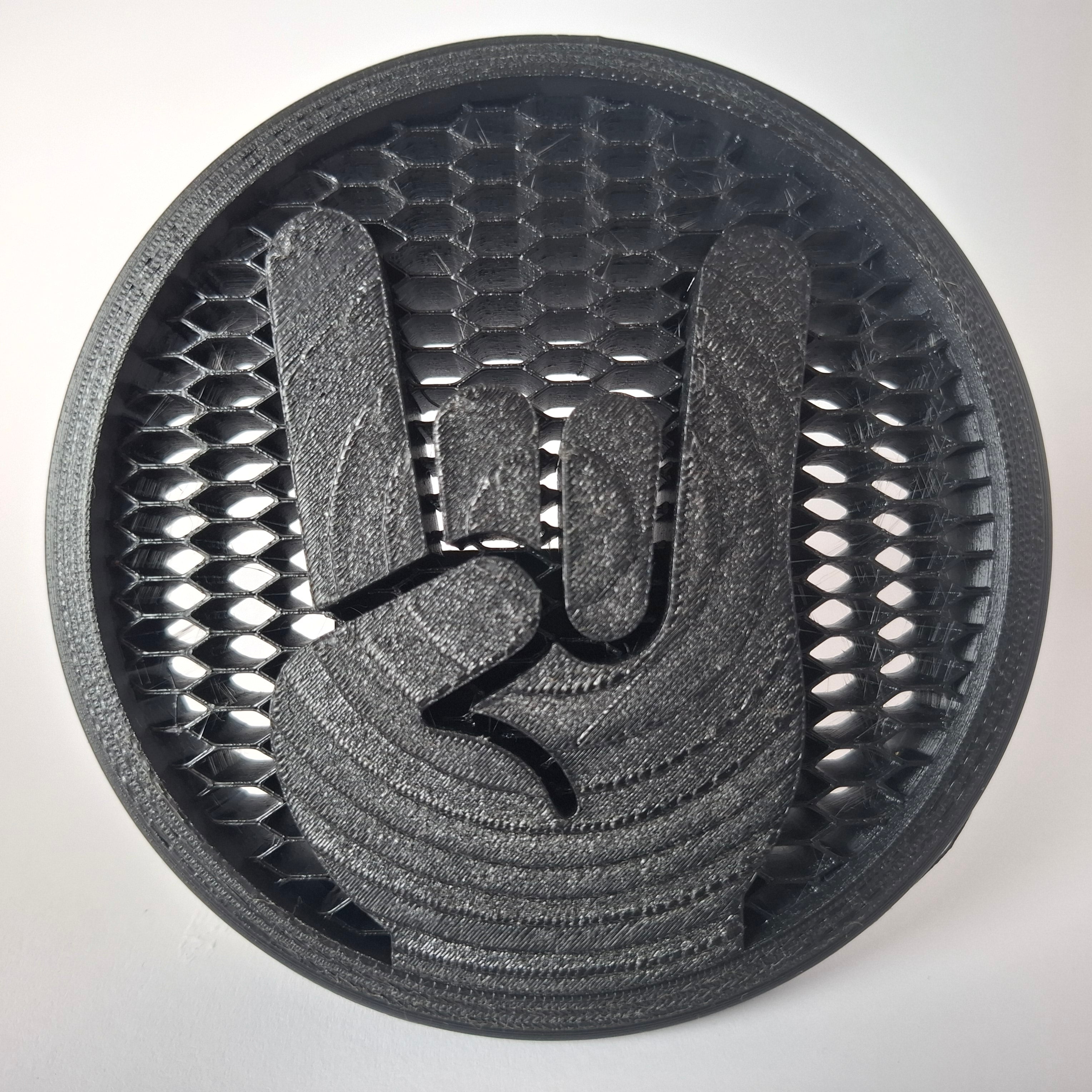 1.	VW Kühlergrill Emblem Rock n Roll rund 3D Druck Frontansicht